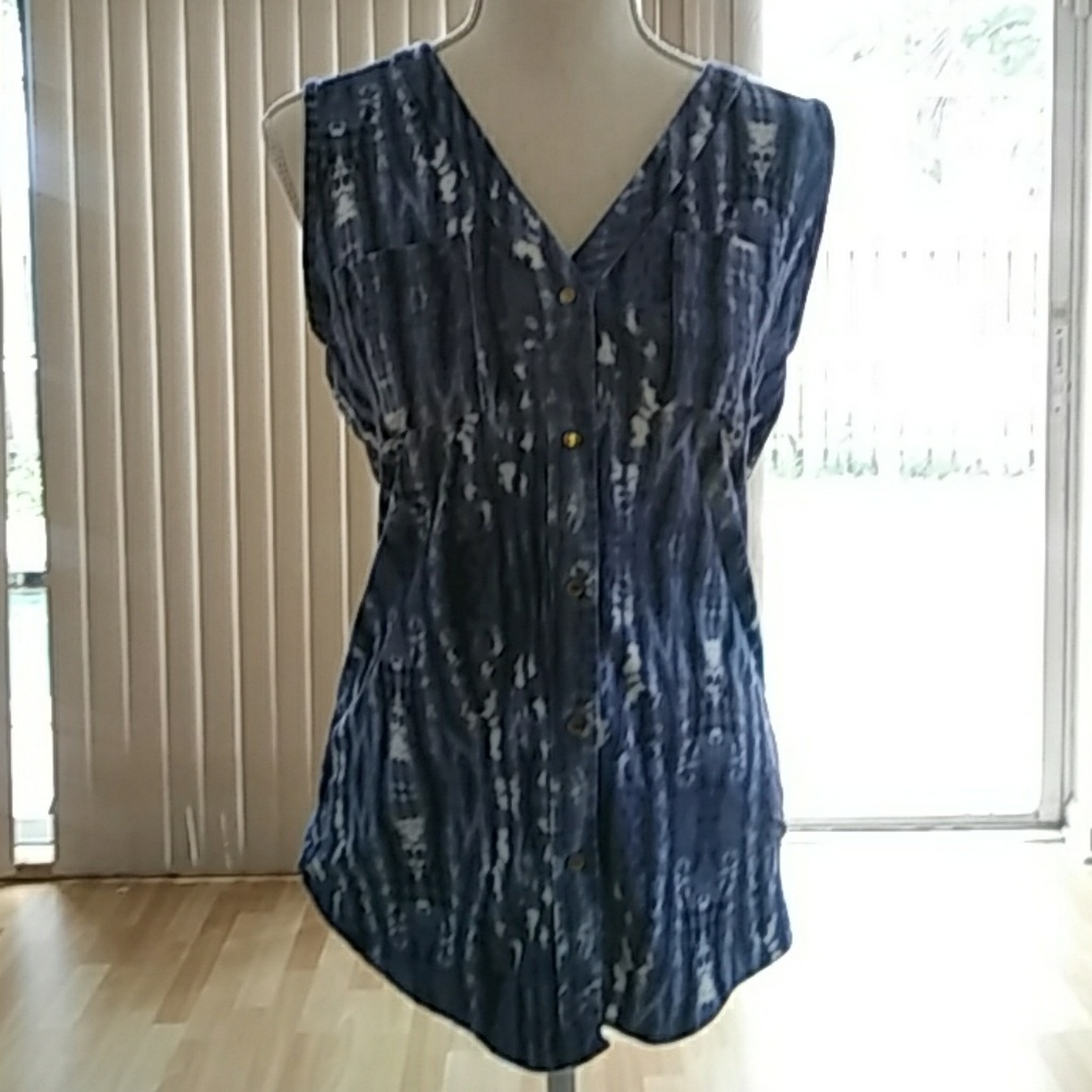 Bcbg top